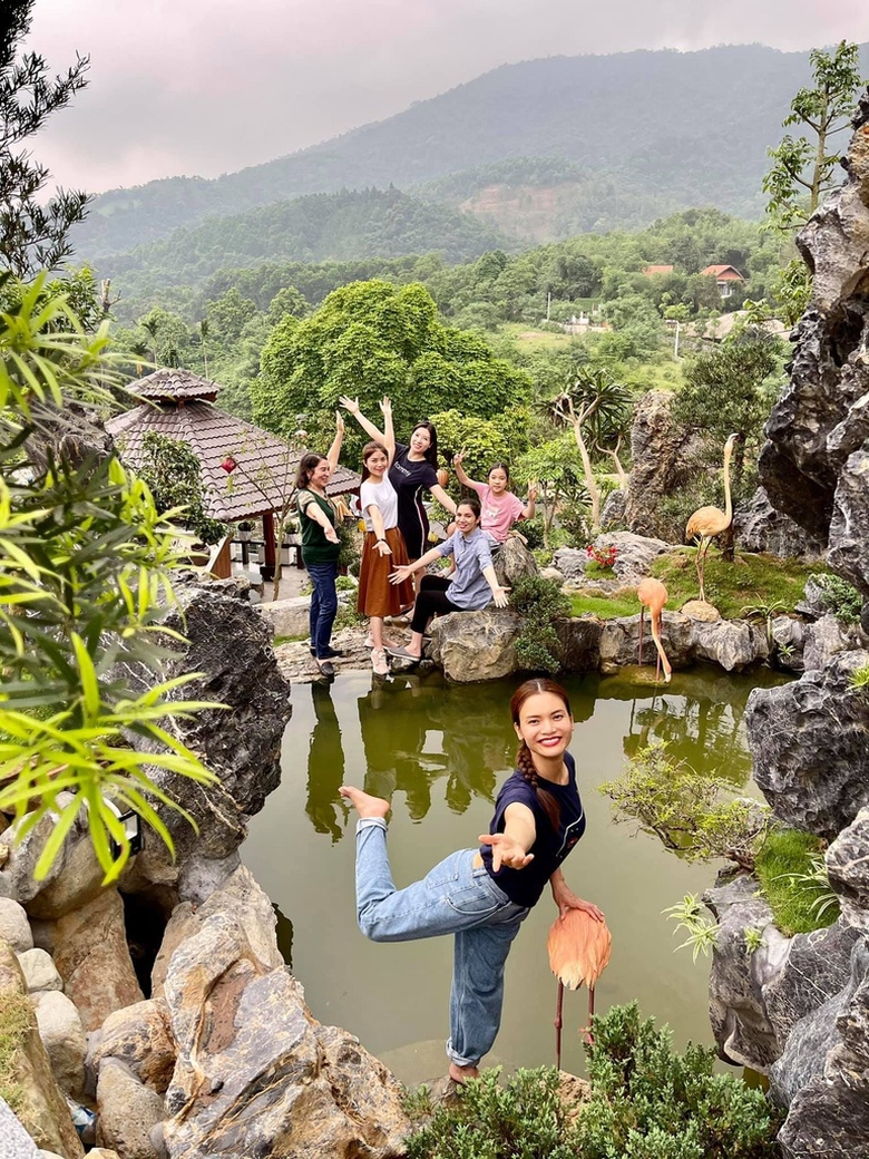 nha vuon 8000 m2 cua nsut doc than tuoi 40 pham phuong thao