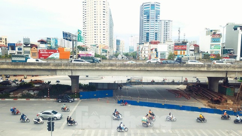 dong nut giao le van luong to huu de thi cong ham chui