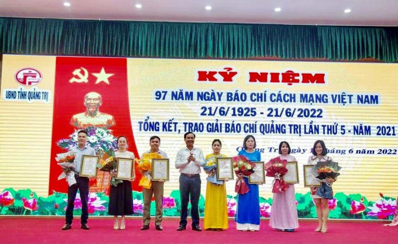 quang tri trao giai bao chi lan thu 5
