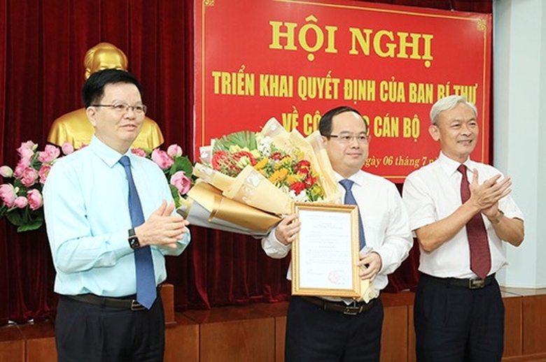 ban bi thu dieu dong pho truong ban to chuc trung uong giu chuc pho bi thu tinh uy