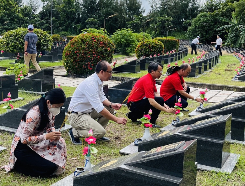 dang bo khoi co so bo xay dung vieng nghia trang liet sy rung sac