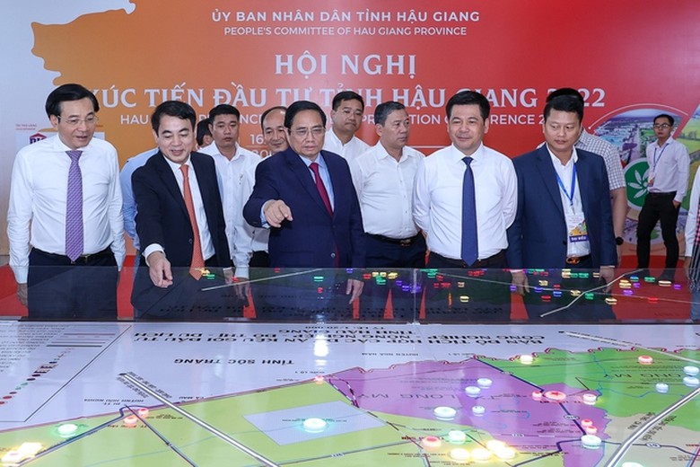 thu tuong pham minh chinh du hoi nghi xuc tien dau tu tinh hau giang