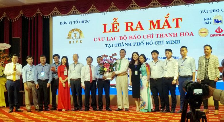 ra mat cau lac bo bao chi thanh hoa tai thanh pho ho chi minh