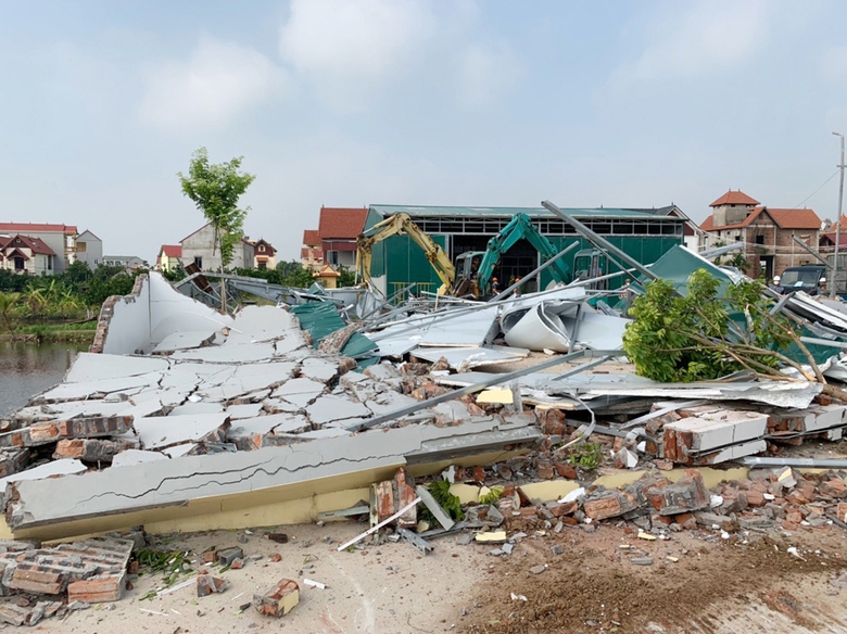 me linh ha noi ra quan dot 2 cuong che vi pham dat dai trat tu xay dung tai xa van khe