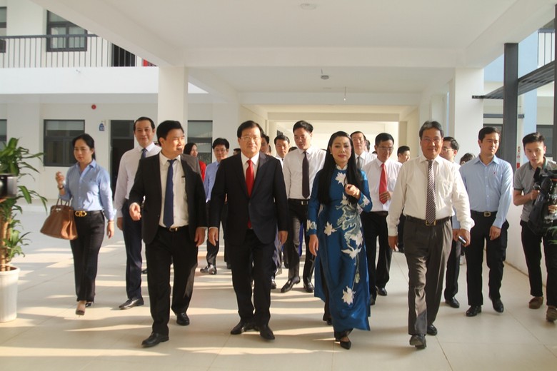 pho thu tuong trinh dinh dung du khai giang nam hoc moi tai vinh phuc