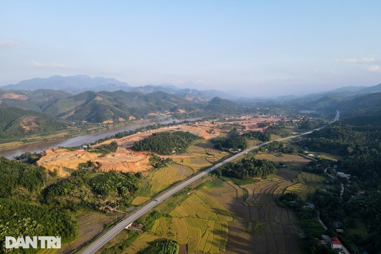 toan canh cong truong xay dung san bay sapa 7000 ty trien khai giai doan 1