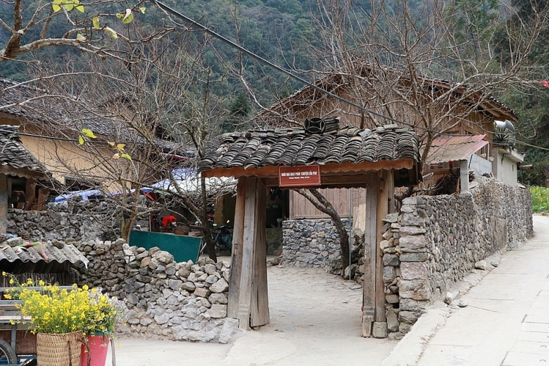 co mot ha giang doc dao noi dia dau dat nuoc