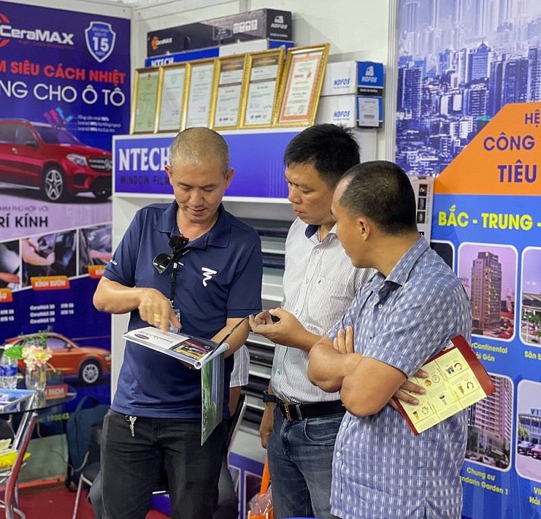 phim cach nhiet ngoi sao ngay dau tien toa sang tai vietbuild thanh pho ho chi minh lan 2