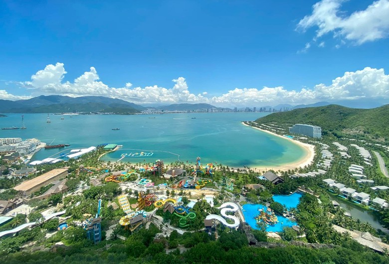 nha trang thu hut du khach tang nhanh trong mua du lich