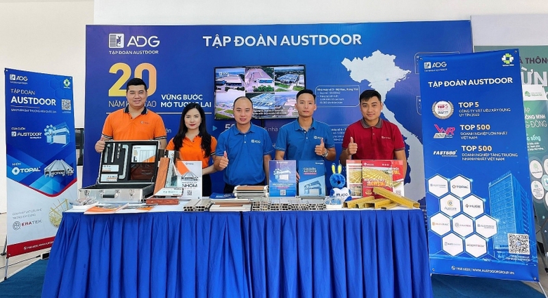 tap doan austdoor thuong hieu dong hanh cung dai hoc bach khoa ha noi