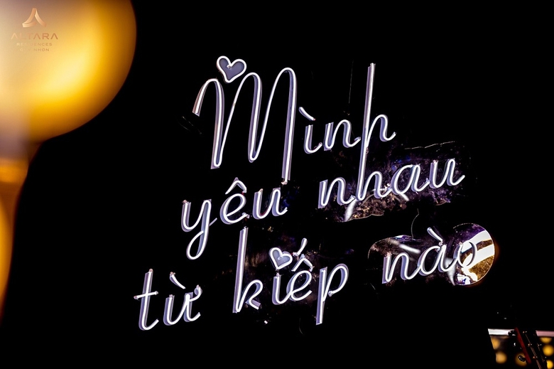 ngap tran cam xuc trong dem nhac minh yeu nhau tu kiep nao