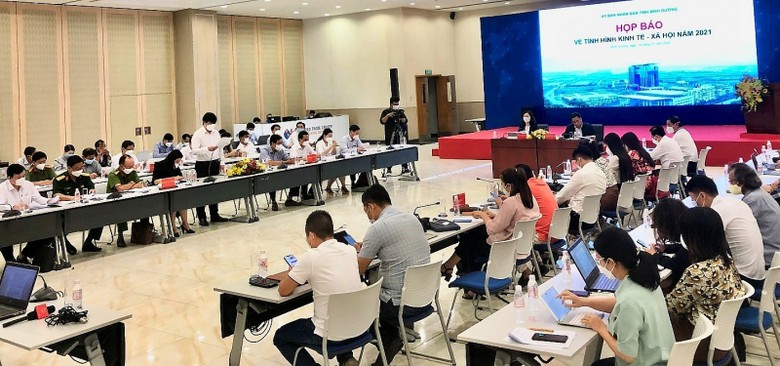 nam 2021 binh duong tang truong dung dau khu vuc dong nam bo