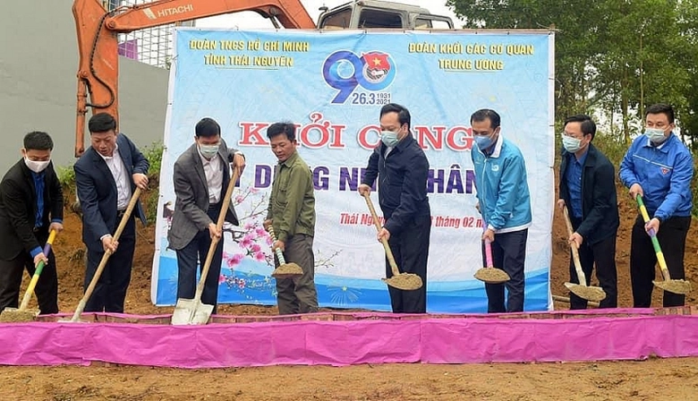 nhieu hoat dong cua tuoi tre bo xay dung huong toi ky niem 90 nam ngay thanh lap doan
