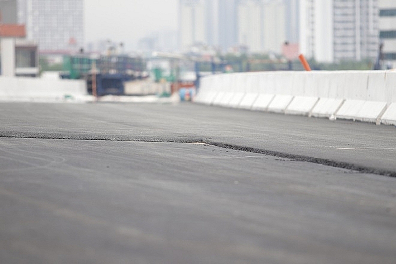 ha noi gap rut thi cong duong vanh dai 3 tren cao truoc ngay thong xe