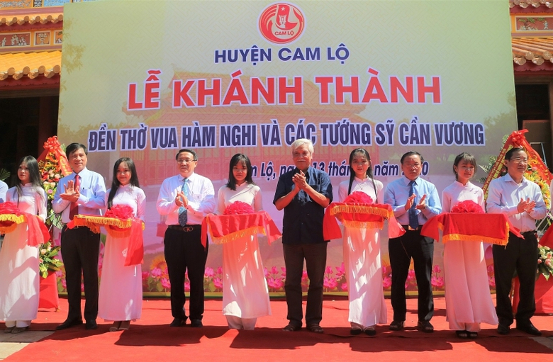 khanh thanh den tho vua ham nghi va cac tuong si can vuong