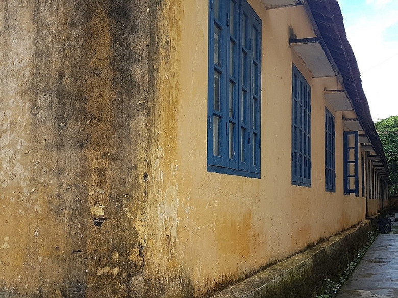 tien yen quang ninh truong trung hoc pho thong nguyen trai chat vat chieu sinh