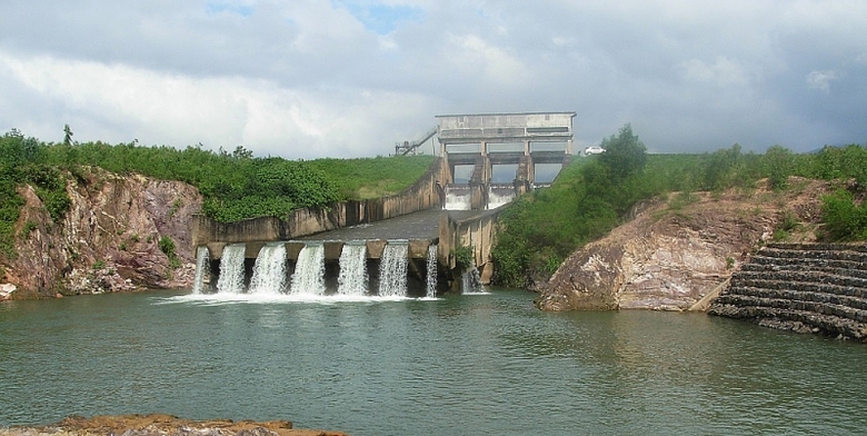 quang binh dam bao an toan cho cong trinh thuy loi trong mua mua bao
