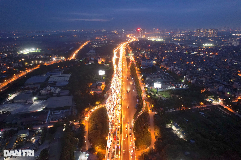 ha noi ruc sang ve dem