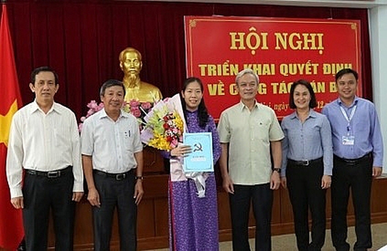 dieu dong bo nhiem nhan su 5 dia phuong 270148