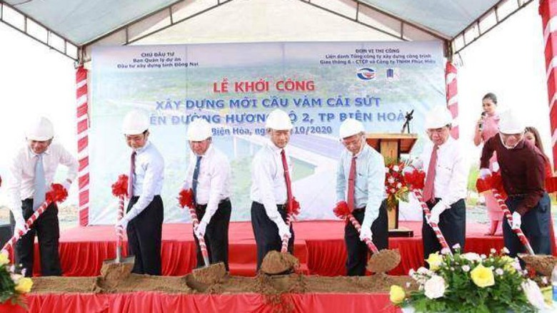 Khởi c&ocirc;ng cầu V&agrave;m C&aacute;i Sứt, gia tăng kết nối Aqua City với trung t&acirc;m t&agrave;i ch&iacute;nh TP.HCM