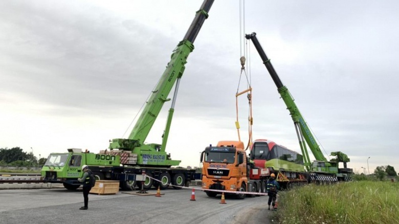 Đo&agrave;n t&agrave;u Nhổn - ga H&agrave; Nội - 3