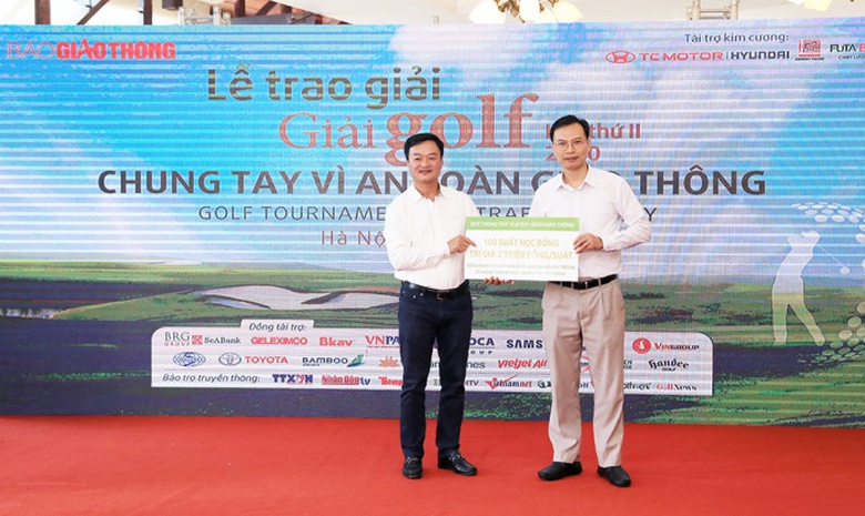 Giải golf Chung tay v&igrave; ATGT 2020: Lan tỏa mạnh mẽ th&ocirc;ng điệp nh&acirc;n văn- Ảnh 1.