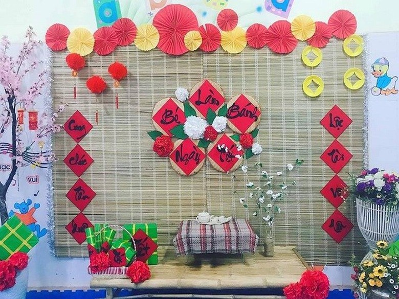 trang tr&iacute; lớp học ng&agrave;y tết