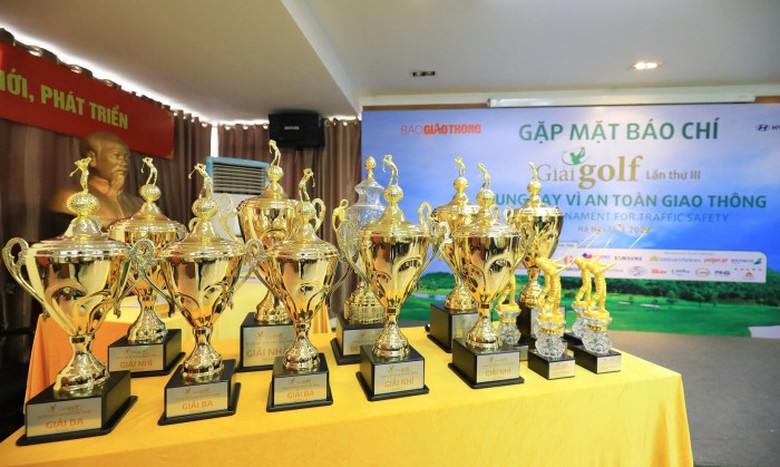 Giải golf Chung tay v&igrave; ATGT tiếp tục h&agrave;nh tr&igrave;nh nh&acirc;n &aacute;i- Ảnh 4.