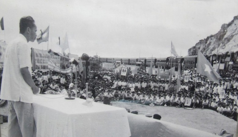 Chuyện giữ cầu H&agrave;m Rồng dưới mưa bom- Ảnh 1.