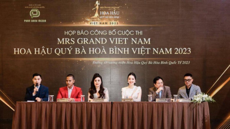 Cuộc thi Mrs Grand Vietnam chấp nhận th&iacute; sinh 'dao k&eacute;o'