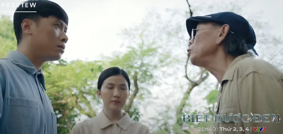 t&ecirc;n cộng sự c&ugrave;ng Cường đột nhập nh&agrave; &ocirc;ng Ho&agrave;ng đ&atilde; qua đời. Nh&acirc;n chứng tại hiện trường vụ &aacute;n cho biết Cường (Ho&agrave;ng Anh Vũ) đ&atilde; đến nh&agrave; nạn nh&acirc;n v&agrave;i ng&agrave;y trước.