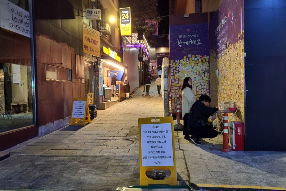 Thảm kịch giẫm đạp Iteawon đang 'xóa sổ' Halloween tại Hàn Quốc? - Ảnh 1. Thảm kịch giẫm đạp Iteawon đang 'xóa sổ' Halloween tại Hàn Quốc? - Ảnh 1.