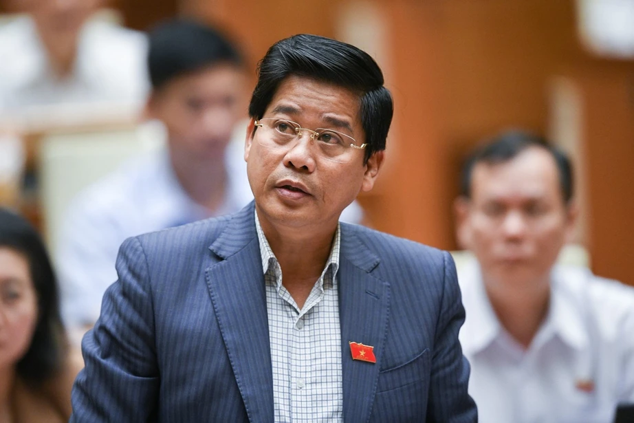 Đại biểu Quốc hội đề xuất giảm giờ l&agrave;m, &ldquo;bung&rdquo; mạnh vốn đầu tư c&ocirc;ng - Ảnh 1.