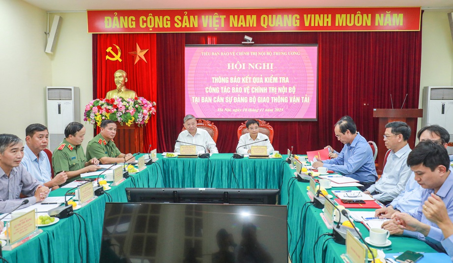 Ban Cán sự đảng Bộ GTVT đã chỉ đạo hiệu quả công tác bảo vệ chính trị nội bộ - Ảnh 2. Ban Cán sự đảng Bộ GTVT đã chỉ đạo hiệu quả công tác bảo vệ chính trị nội bộ - Ảnh 2.