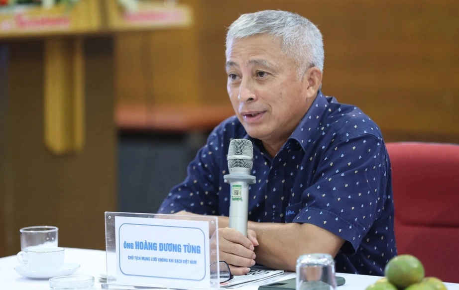 Vì sao không khí Hà Nội ô nhiễm trầm trọng? - Ảnh 2. Vì sao không khí Hà Nội ô nhiễm trầm trọng? - Ảnh 2.