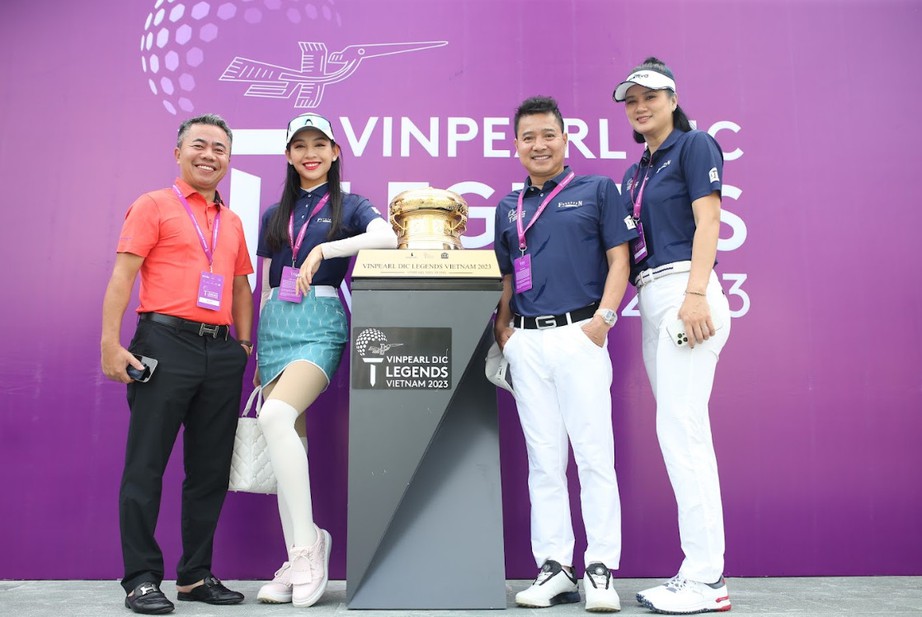Choáng với giá trị giải thưởng ở giải golf các huyền thoại - Ảnh 1. Choáng với giá trị giải thưởng ở giải golf các huyền thoại - Ảnh 1.
