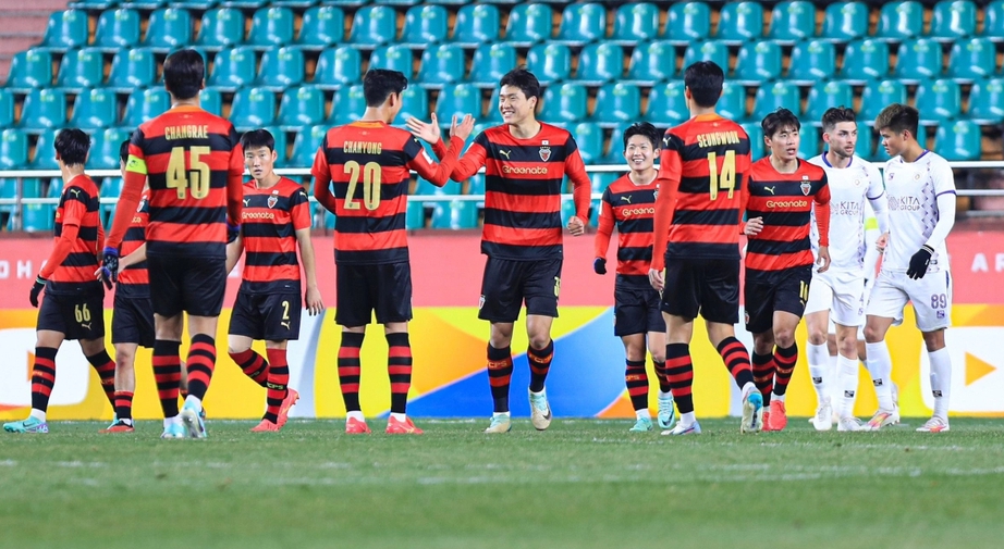 C&uacute;p C1 ch&acirc;u &Aacute;: Phung ph&iacute; cơ hội, H&agrave; Nội FC trả gi&aacute; đắt trước đội b&oacute;ng H&agrave;n Quốc  - Ảnh 1.