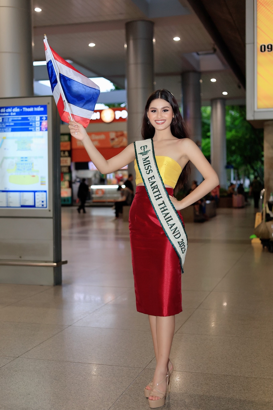 Dàn hoa hậu quốc tế mặc áo dài, đổ bộ vào Việt Nam dự thi Miss Earth 2023 - Ảnh 14. Dàn hoa hậu quốc tế mặc áo dài, đổ bộ vào Việt Nam dự thi Miss Earth 2023 - Ảnh 14.