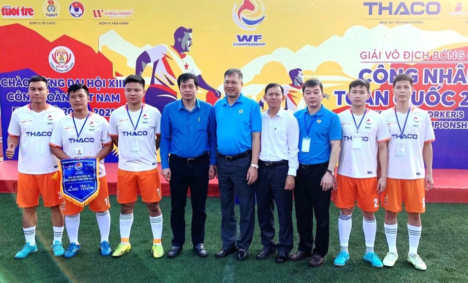 Đội b&oacute;ng C&ocirc;ng đo&agrave;n GTVT tham gia giải b&oacute;ng đ&aacute; c&ocirc;ng nh&acirc;n to&agrave;n quốc - Ảnh 1.