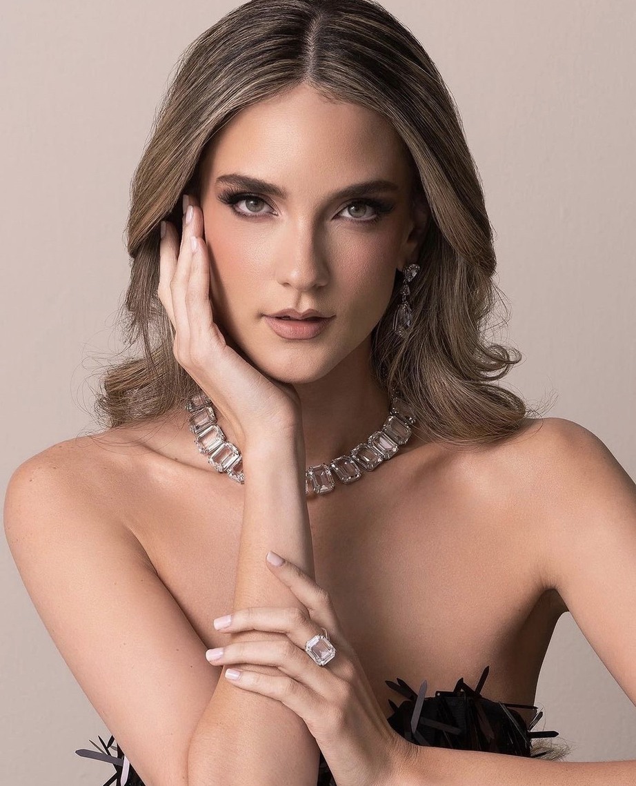 Miss Universe 2023: Thách thức tiêu chuẩn "lỗi thời" của biểu tượng nhan sắc? - Ảnh 11. Miss Universe 2023: Thách thức tiêu chuẩn "lỗi thời" của biểu tượng nhan sắc? - Ảnh 11.