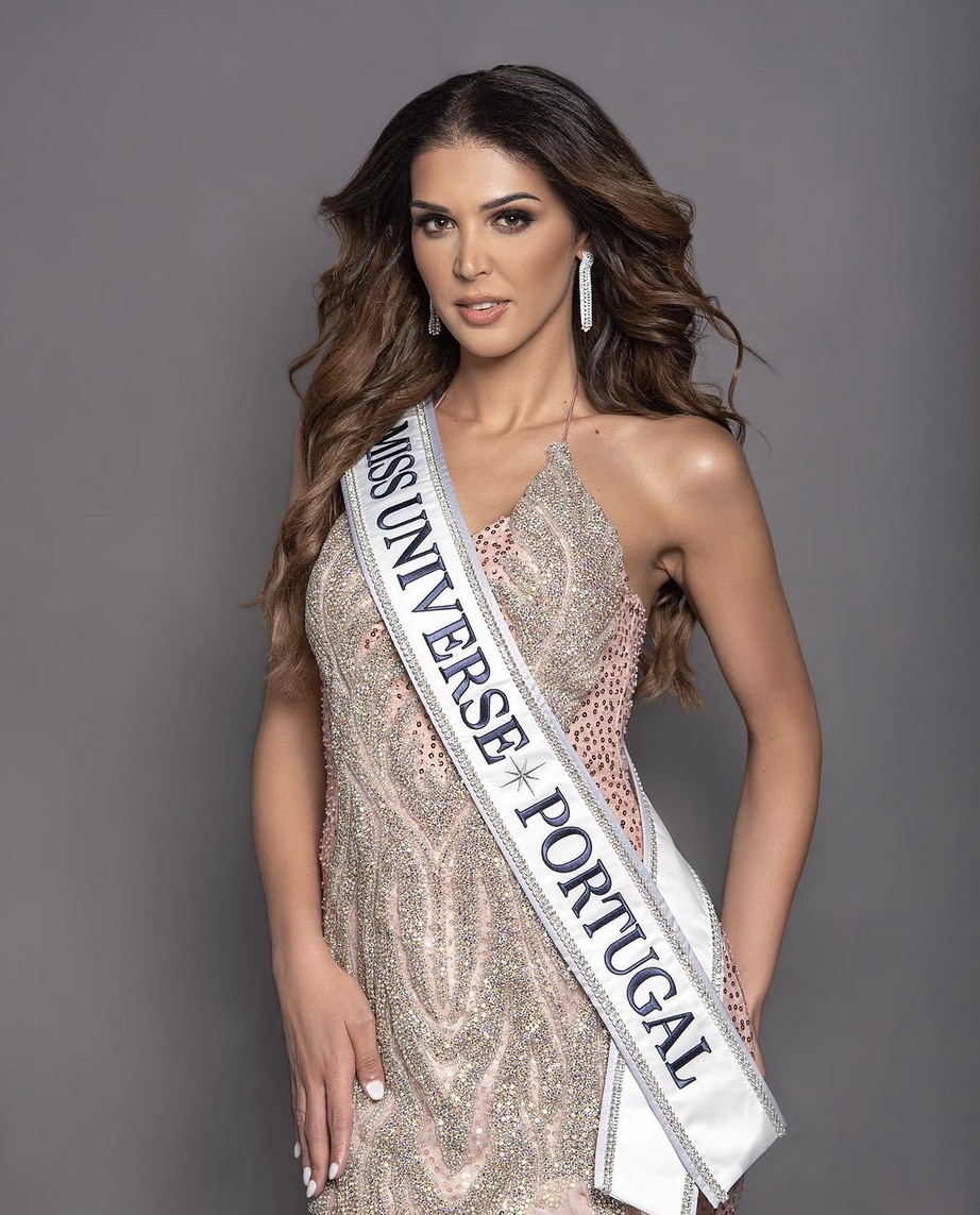 Miss Universe 2023: Thách thức tiêu chuẩn "lỗi thời" của biểu tượng nhan sắc? - Ảnh 6. Miss Universe 2023: Thách thức tiêu chuẩn "lỗi thời" của biểu tượng nhan sắc? - Ảnh 6.