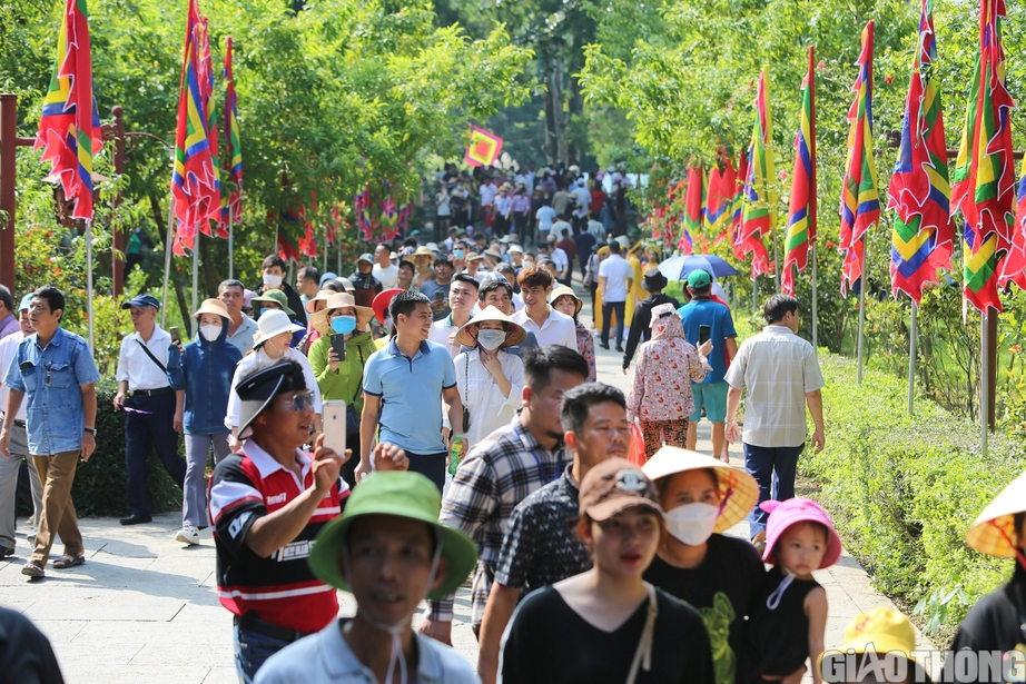 Du lịch Thanh Hóa thay đổi sau khi cao tốc Bắc - Nam hoàn thành - Ảnh 3. Du lịch Thanh Hóa thay đổi sau khi cao tốc Bắc - Nam hoàn thành - Ảnh 3.