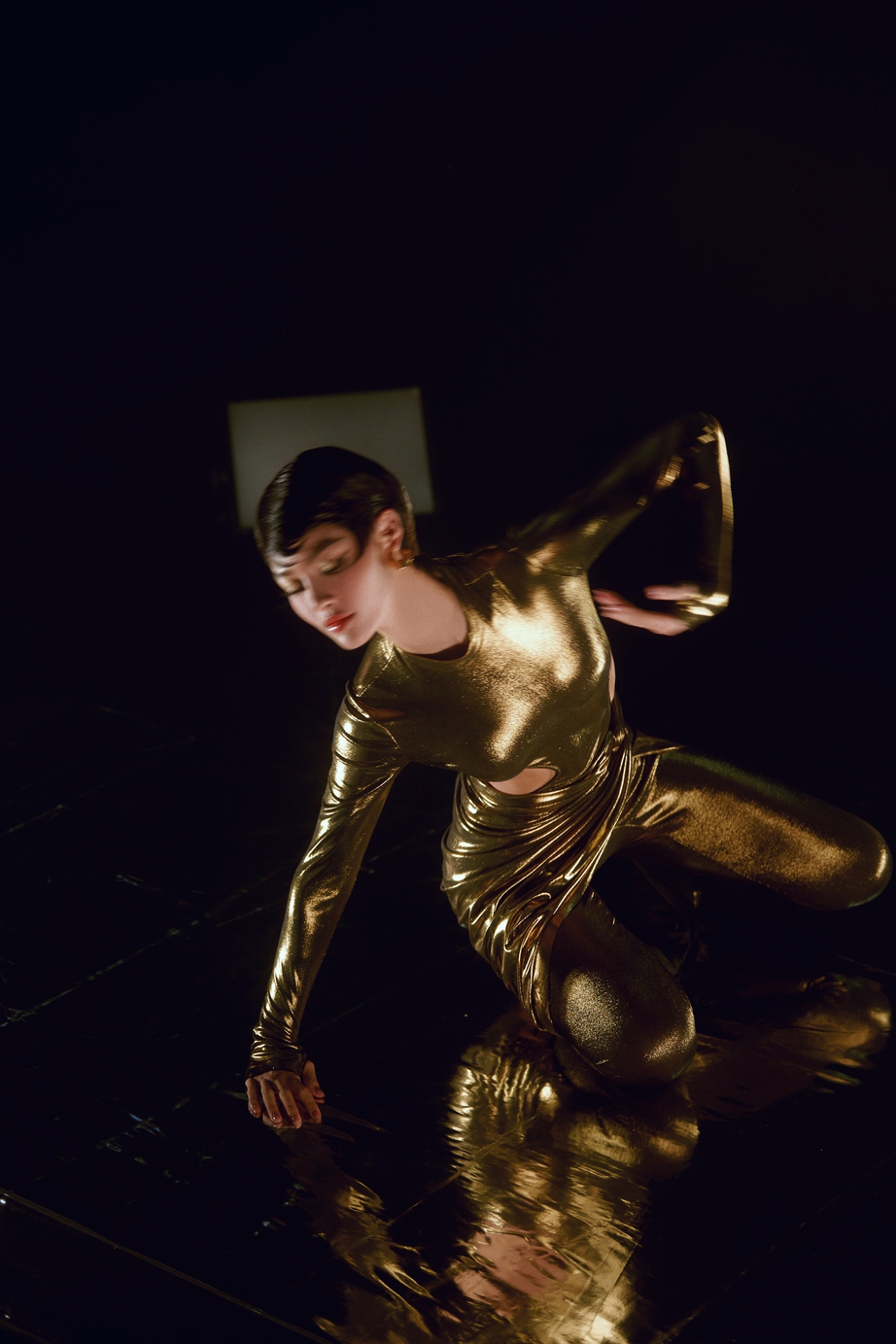 &rlm;Lona quyến rũ khoe th&acirc;n h&igrave;nh đồng hồ c&aacute;t - Ảnh 7.