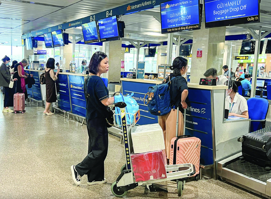 Thủ tướng y&ecirc;u cầu kh&ocirc;ng để người d&acirc;n chậm về qu&ecirc; ăn Tết v&igrave; thiếu phương tiện - Ảnh 2.