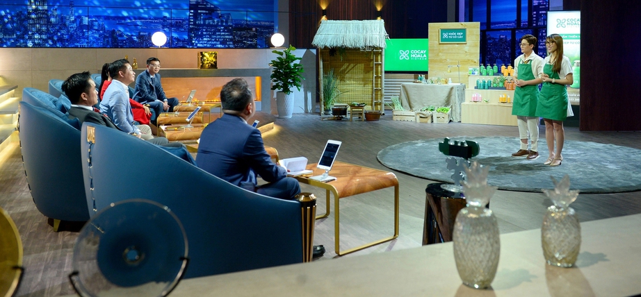 Startup thu hơn 100 tỷ mỗi năm, 4 Shark đều xuống 1 triệu USD m&agrave; kh&ocirc;ng chốt được deal - Ảnh 2.