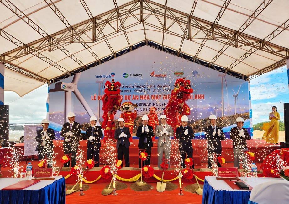 Khởi c&ocirc;ng nh&agrave; m&aacute;y điện gi&oacute; hơn 1.500 tỷ đồng ở huyện miền n&uacute;i Quảng Trị - Ảnh 1.
