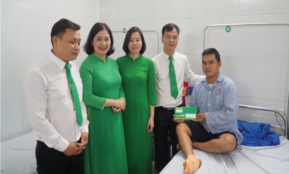 Giải thưởng V&ocirc; lăng v&agrave;ng lần thứ 11: Tiếp th&ecirc;m động lực cho những b&aacute;c t&agrave;i c&oacute; t&acirc;m - Ảnh 2.