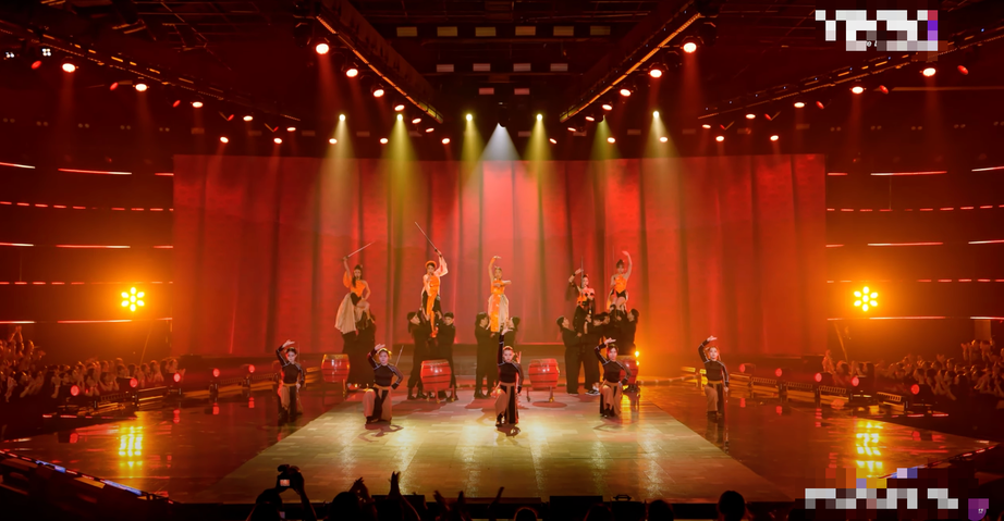 Khổng T&uacute; Quỳnh lột x&aacute;c thăng hoa, Phương Vy n&oacute;ng bỏng, m&aacute;u lửa - Ảnh 2.