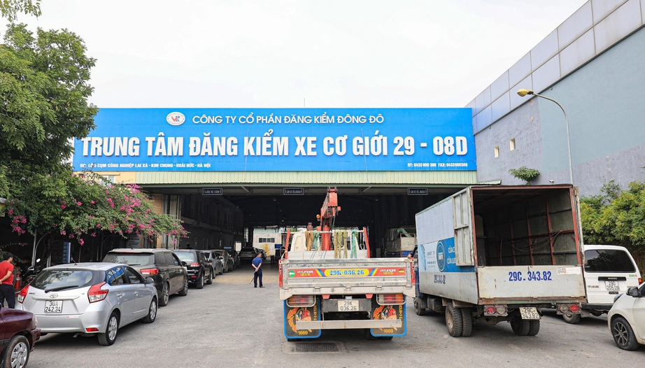 Khẩn trương kh&ocirc;i phục trung t&acirc;m đăng kiểm, chủ động ph&ograve;ng ngừa &ugrave;n tắc kiểm định - Ảnh 1.
