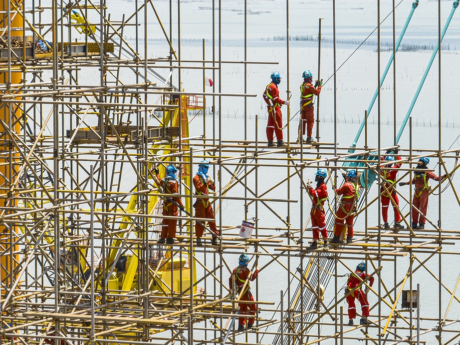 Về đích sớm, Petrovietnam tiếp tục nỗ lực hoàn thành cao nhất các mục tiêu năm 2023 - Ảnh 2. Về đích sớm, Petrovietnam tiếp tục nỗ lực hoàn thành cao nhất các mục tiêu năm 2023 - Ảnh 2.